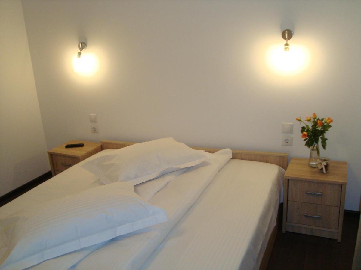 Casa Cu Flori Hotel Buşteni Екстериор снимка