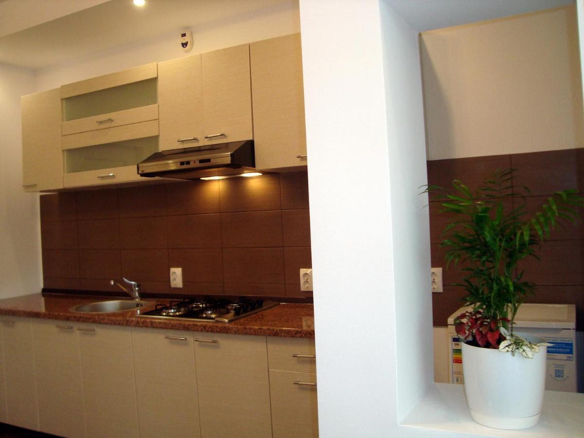 Casa Cu Flori Hotel Buşteni Екстериор снимка