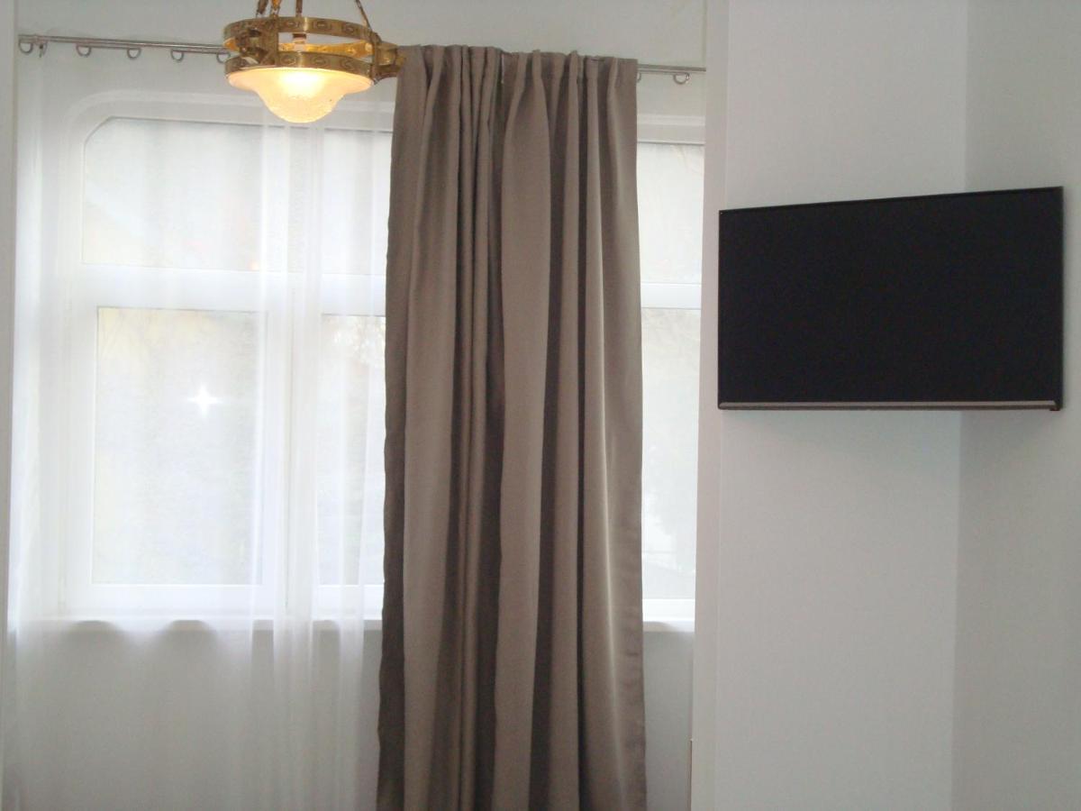 Casa Cu Flori Hotel Buşteni Екстериор снимка