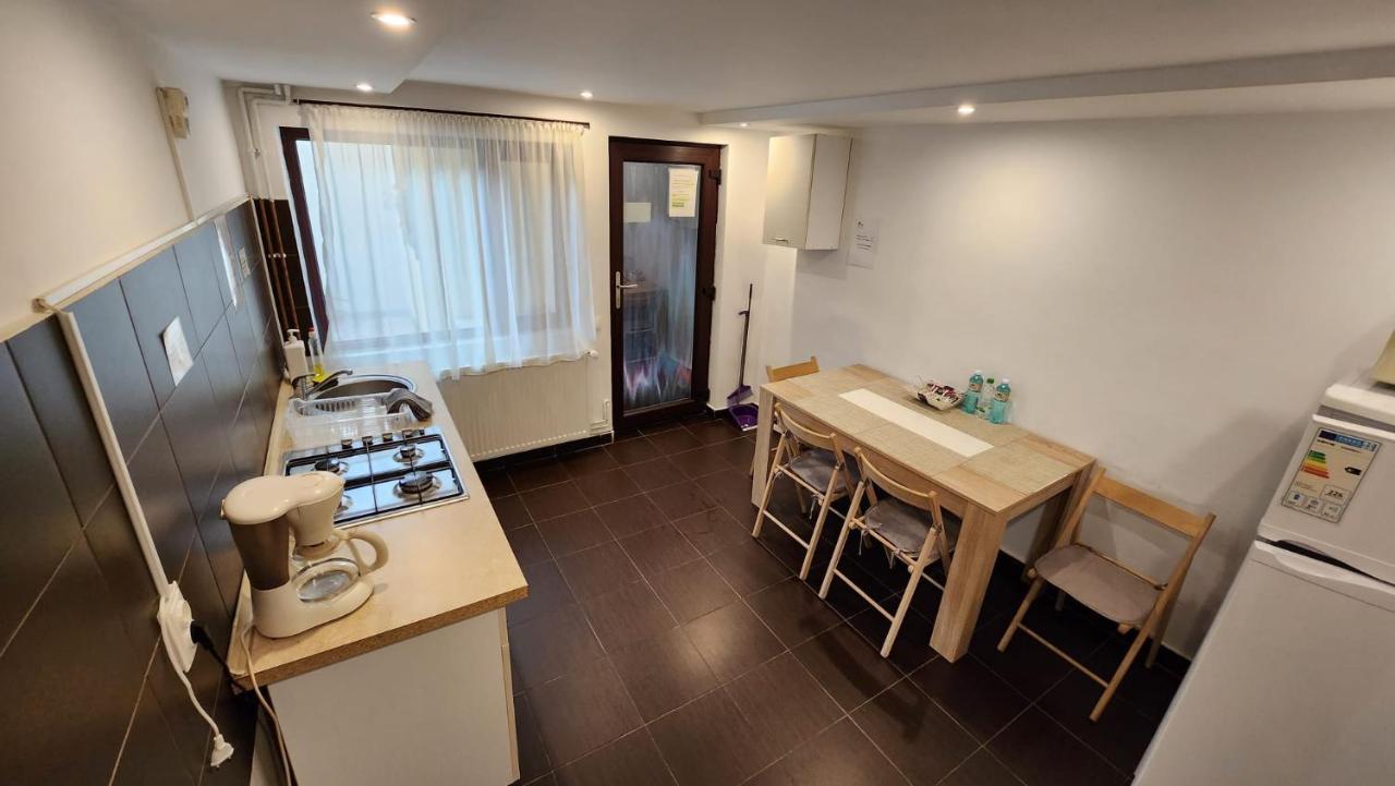 Casa Cu Flori Hotel Buşteni Екстериор снимка