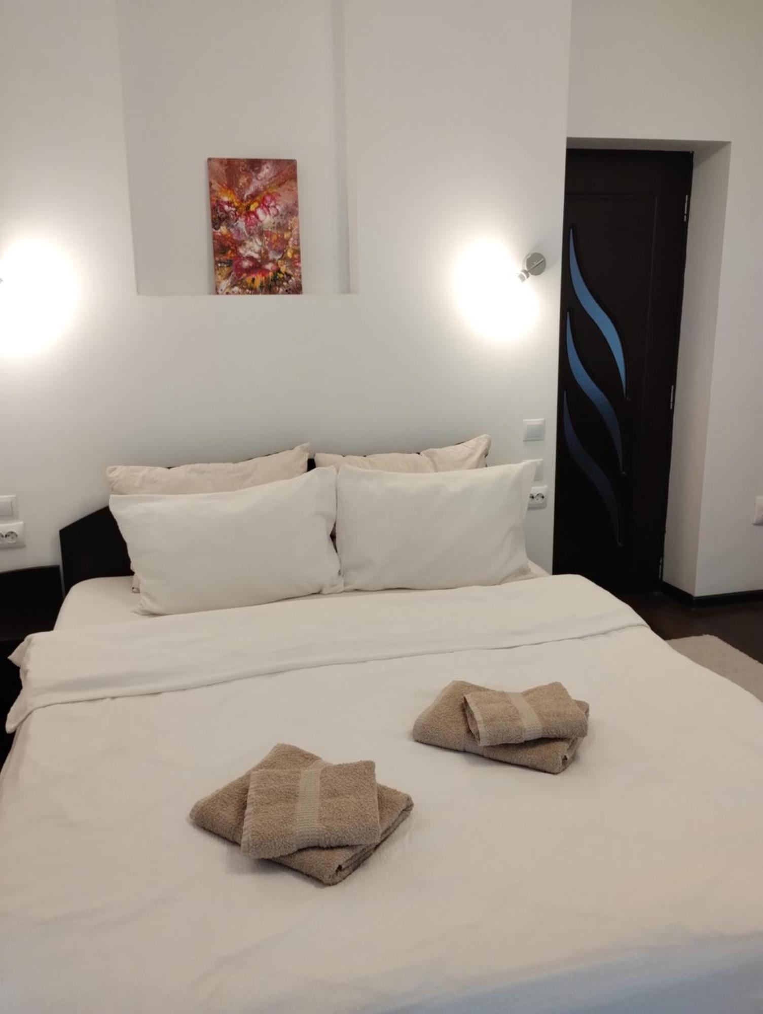 Casa Cu Flori Hotel Buşteni Екстериор снимка